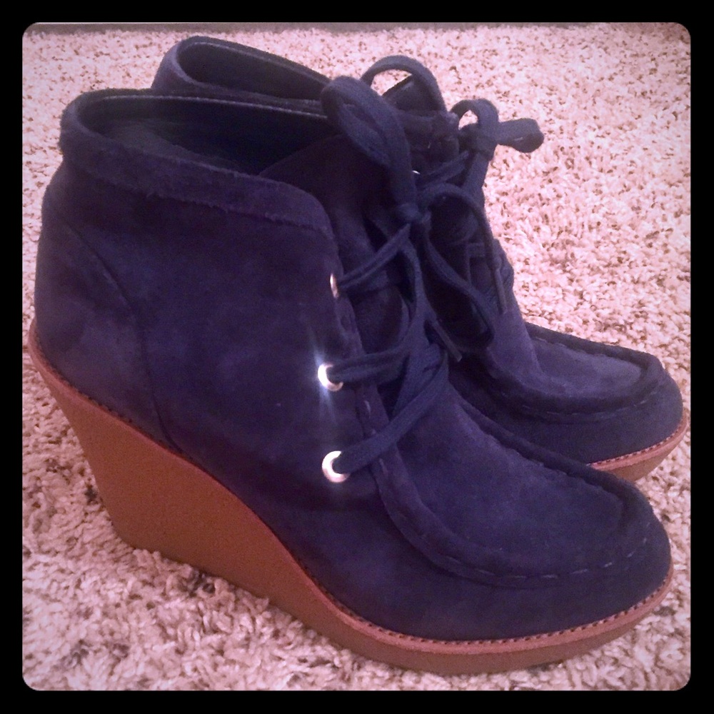 Women’s Navy Suede Lace-Up Wedge Boots